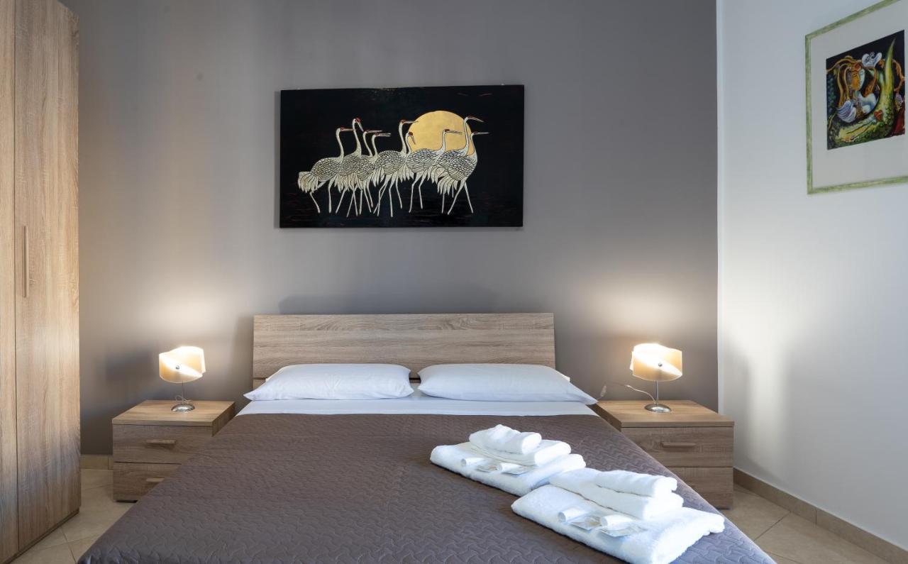 B&B Una Terrazza Sul Golfo Di Sferracavallo Ngoại thất bức ảnh