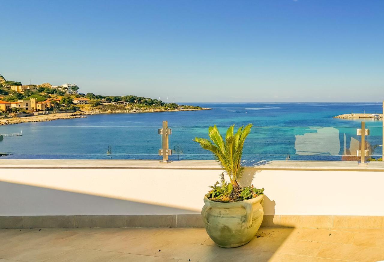 B&B Una Terrazza Sul Golfo Di Sferracavallo Ngoại thất bức ảnh