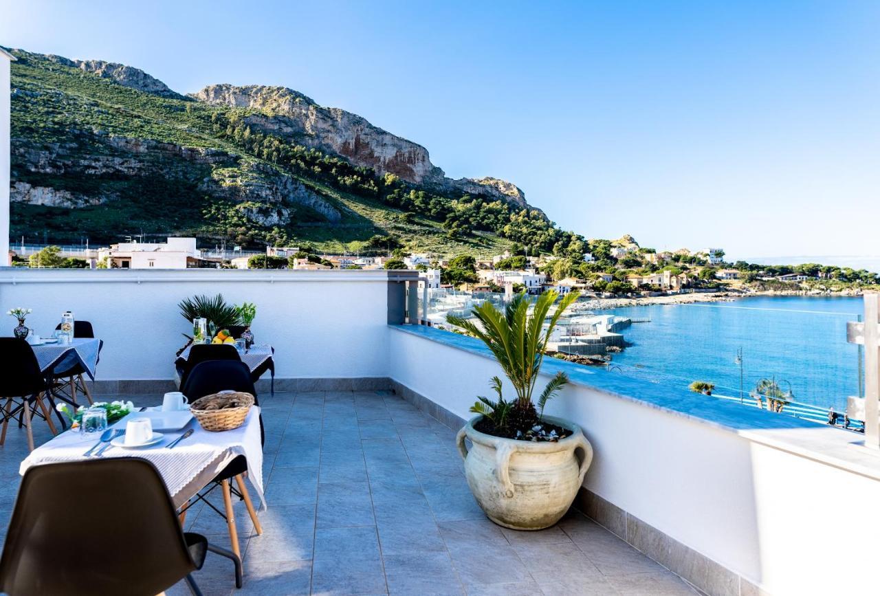 B&B Una Terrazza Sul Golfo Di Sferracavallo Ngoại thất bức ảnh